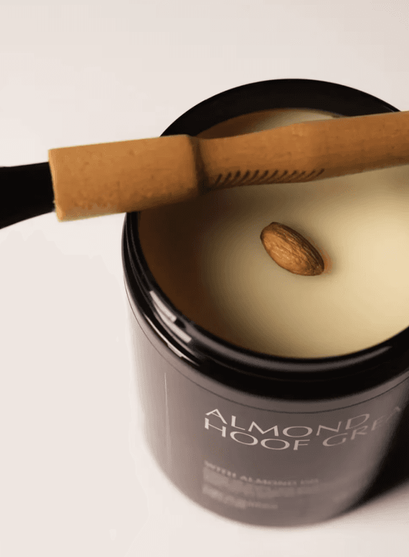 Grooming Deluxe Almond Hoof Grease